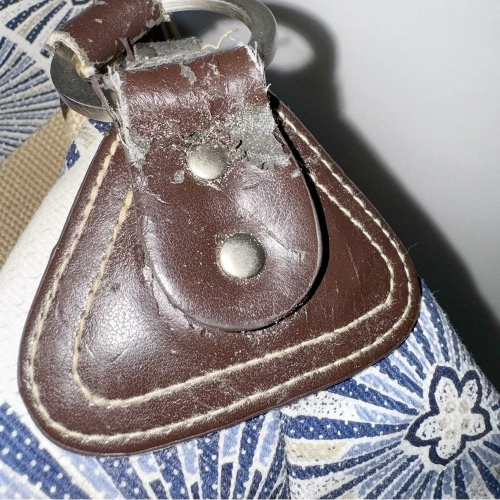 Oioi Be Spicy Diaper Bag Messenger Navy Medallion on Ivory Design